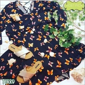 Butterfly Plus Lace up 90s Style Swing Mumu Dress